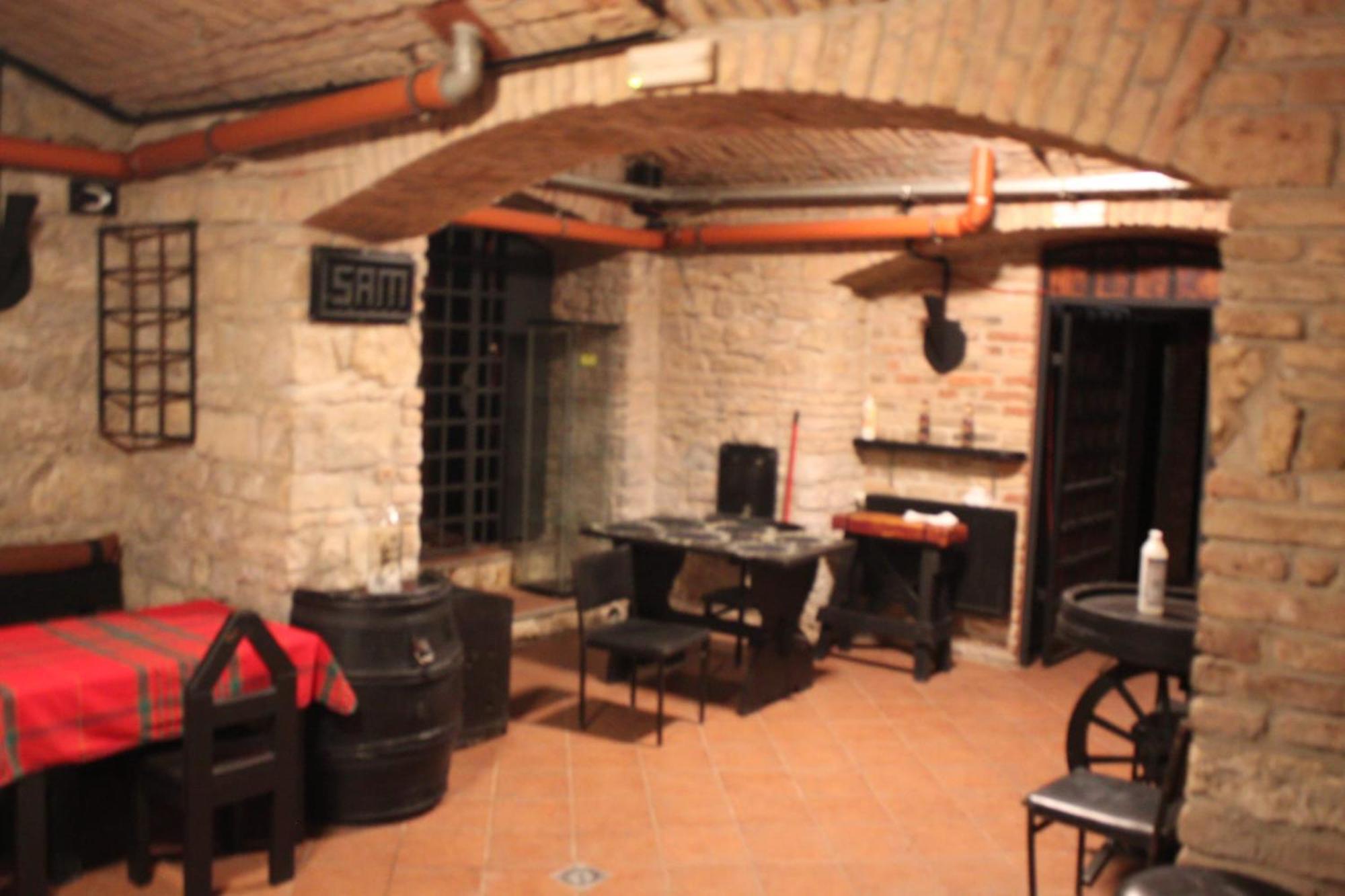 Alba Hostel Прага Экстерьер фото
