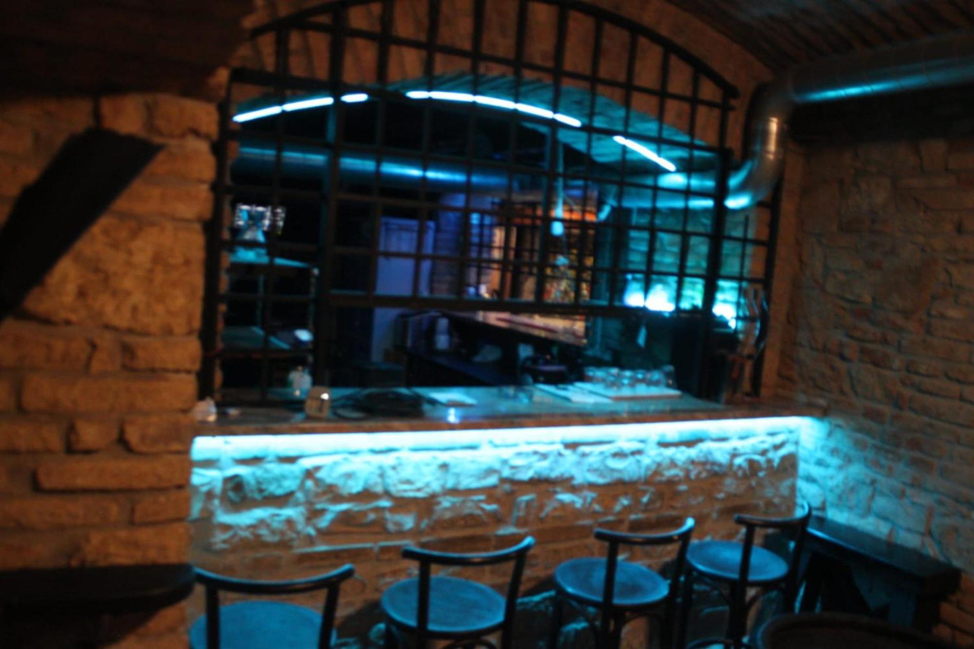 Alba Hostel Прага Экстерьер фото