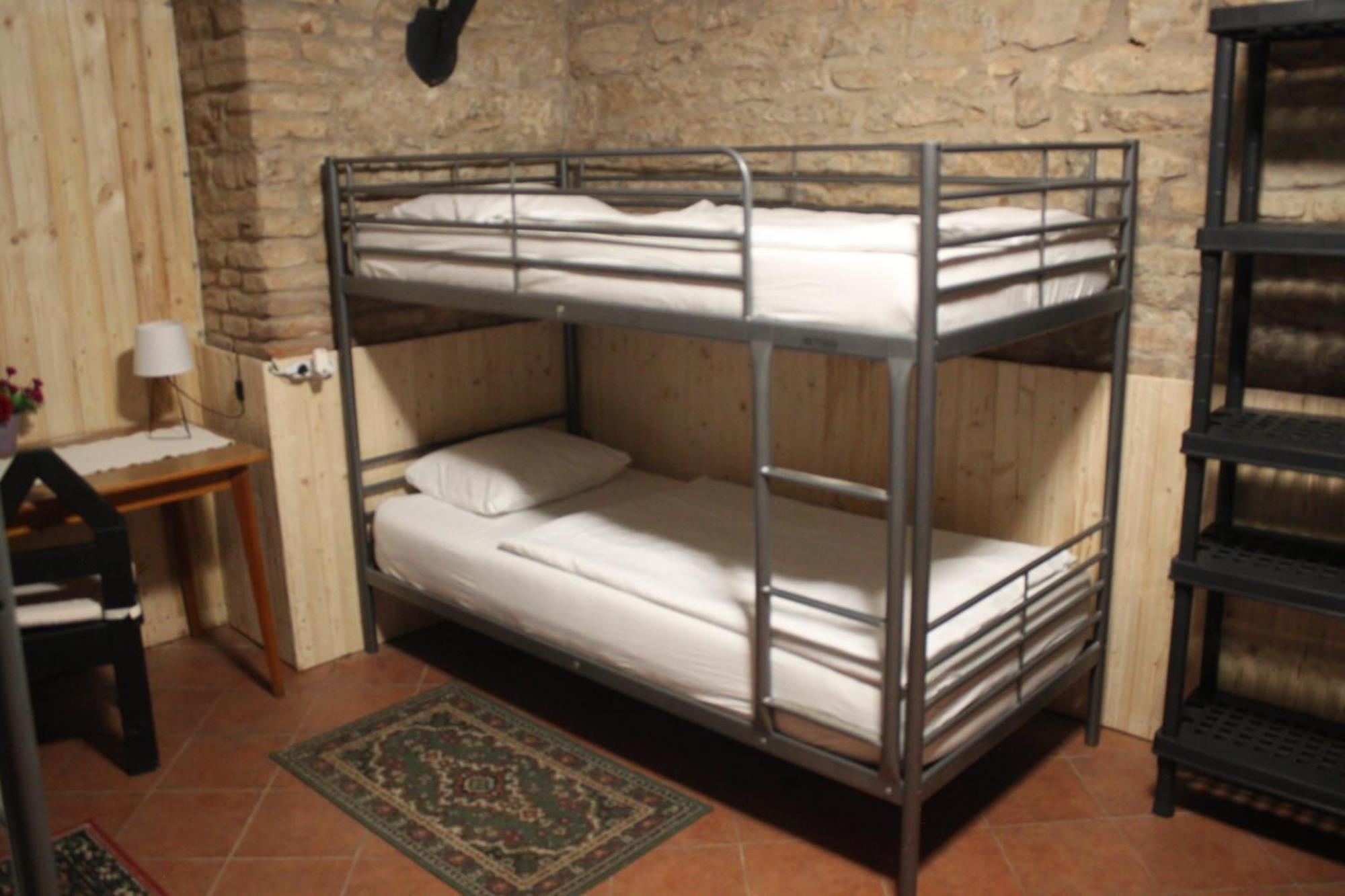 Alba Hostel Прага Экстерьер фото