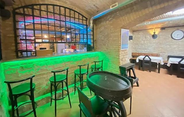 Alba Hostel Прага Экстерьер фото